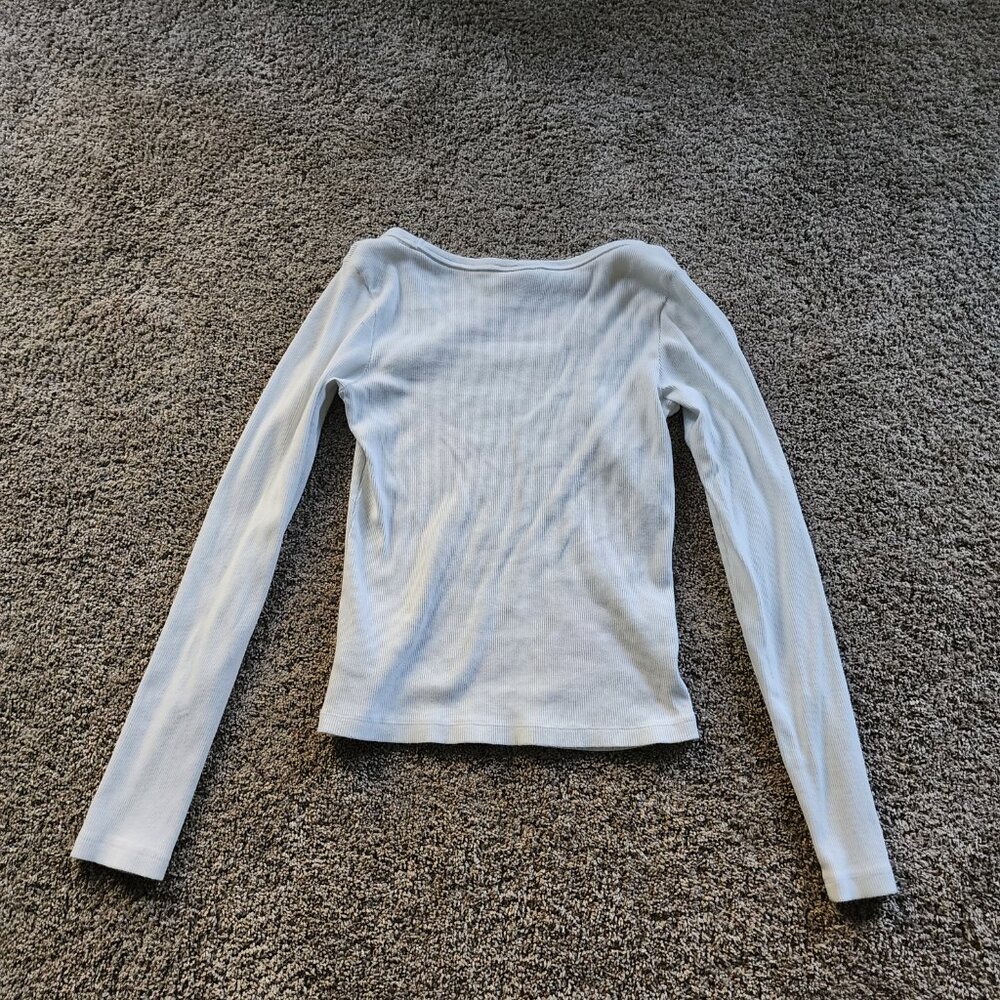 Universal Threads Long Sleeve Basic - Picture 2 of 6